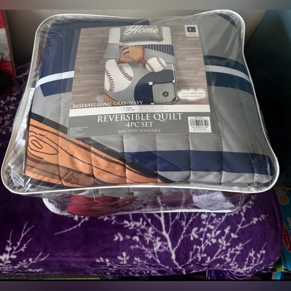 Lush decor Baseball Game Reversible Kids' Quilt Set - Picture 2 of 4